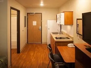 Hometowne Studios By Red Roof Columbus Motel
