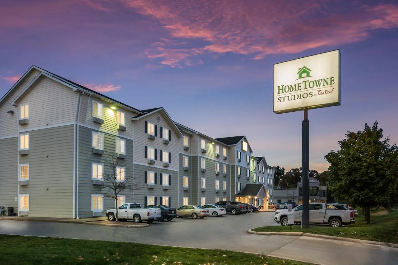 ** Motel Hometowne Studios By Red Roof Columbus United States