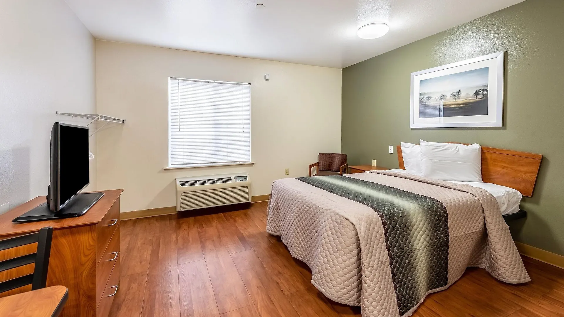 Hometowne Studios By Red Roof Columbus